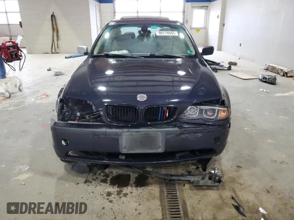 ✅ 2005 BMW 3 Series 330i • VIN: WBAEV53435KM42105 • Лот: 90778665. Опубликован ранее на Copart с пробегом 187 554 миль. Бесплатный доступ к архиву аукционных продаж из США и подробный отчёт об истории автомобиля на DreamBid. Изображение 5.