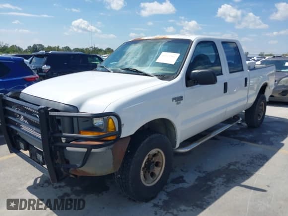 ✅ 1999 Ford F-250 XL • VIN: 1FTNW21S7XEB95334 • Lot: 43113361. Listed on IAAI with 219,093 mi. Free auction sales archive from the USA and detailed vehicle history report at DreamBid. Image 18.