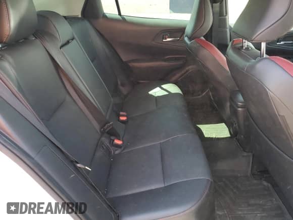 2024 Toyota Prius SE z VIN JTDACACU2R3017135, wystawiony jako Copart lot #68220315 z przebiegiem 16 476 mil mil oraz Szkoda całkowita • Salvage title. Historia ofert i sprzedaży dostępna na DreamBid. Obrazek 10.