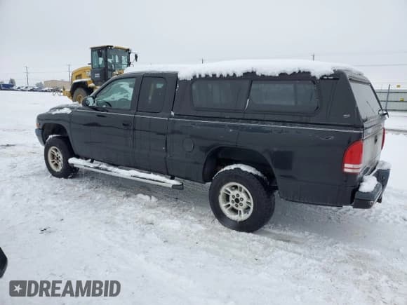 ✅ 2000 Dodge Dakota SLT • VIN: 1B7GG22X1YS504086 • Lot: 44283195. Wystawiony na Copart z przebiegiem 137 272 mil. Bezpłatny archiwum sprzedaży aukcyjnych z USA i szczegółowy raport historii pojazdu na DreamBid. Zdjęcie 2.