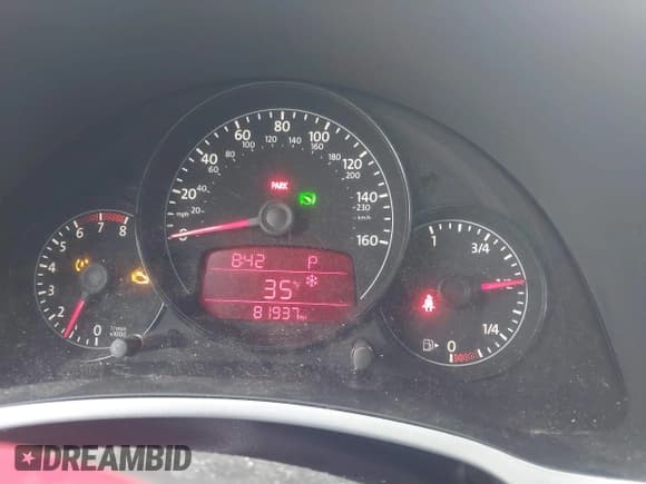 ✅ 2012 Volkswagen Beetle 2.5L PZEV • VIN: 3VWJP7AT5CM660700 • Lot: 43737690. Wystawiony na IAAI z przebiegiem 81 937 mil. Bezpłatny archiwum sprzedaży aukcyjnych z USA i szczegółowy raport historii pojazdu na DreamBid. Zdjęcie 7.