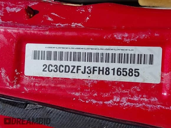 2015 Dodge Challenger R/T Scat Pack z VIN 2C3CDZFJ3FH816585, wystawiony jako IAAI lot #43353658 z przebiegiem Nie podano mil oraz . Historia ofert i sprzedaży dostępna na DreamBid. Obrazek 9.