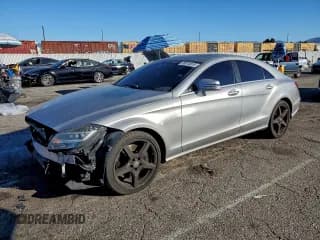 ✅ 2012 Mercedes-Benz CLS 550 • VIN: WDDLJ7DB7CA043270 • Лот: 95034855. Опубликован ранее на Copart с пробегом 118 987 миль. Бесплатный доступ к архиву аукционных продаж из США и подробный отчёт об истории автомобиля на DreamBid. Изображение 1.
