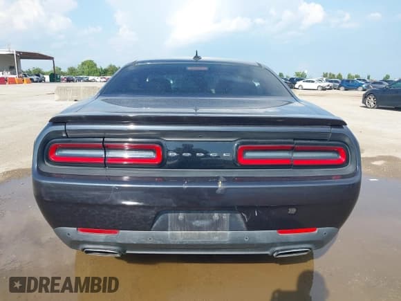 ✅ 2017 Dodge Challenger SXT • VIN: 2C3CDZAG0HH573025 • Lot: 43055584. Listed on IAAI with 80,219 mi. Free auction sales archive from the USA and detailed vehicle history report at DreamBid. Image 17.