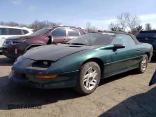 1994 Chevrolet Camaro Z28 z VIN 2G1FP32P2R2177204, wystawiony jako Copart lot #46611665 z przebiegiem 116 806 mil mil oraz Nie do naprawy • Non repairable. Historia ofert i sprzedaży dostępna na DreamBid. Obrazek 1.