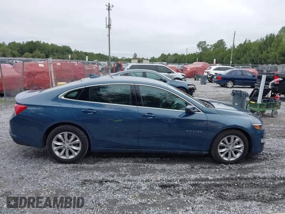 2025 Chevrolet Malibu LT z VIN 1G1ZD5ST4SF147527, wystawiony jako IAAI lot #43566638 z przebiegiem 24 212 mil mil oraz . Historia ofert i sprzedaży dostępna na DreamBid. Obrazek 13.