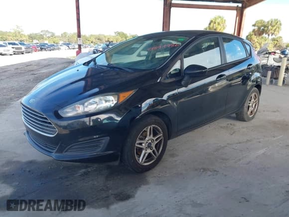 ✅ 2019 Ford Fiesta SE • VIN: 3FADP4EJ4KM113039 • Lot: 43899986. Listed on IAAI with 147,610 mi. Free auction sales archive from the USA and detailed vehicle history report at DreamBid. Image 2.