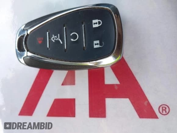 ✅ 2021 Chevrolet Traverse LT Cloth • VIN: 1GNERGKW0MJ126548 • Lot: 42998904. Wystawiony na IAAI z przebiegiem 66 776 mil. Bezpłatny archiwum sprzedaży aukcyjnych z USA i szczegółowy raport historii pojazdu na DreamBid. Zdjęcie 11.