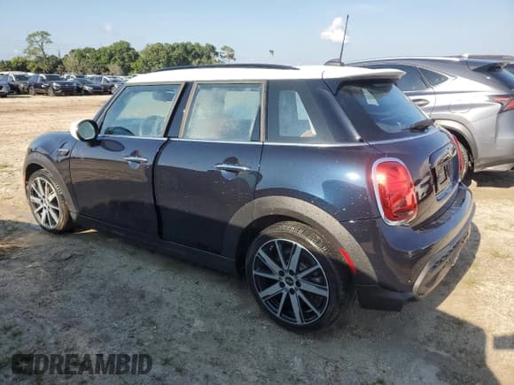 ✅ 2022 MINI Hardtop 4 Door Cooper S • VIN: WMW53DK00N2S08258 • Lot: 66314394. Wystawiony na Copart z przebiegiem 14 524 mil. Bezpłatny archiwum sprzedaży aukcyjnych z USA i szczegółowy raport historii pojazdu na DreamBid. Zdjęcie 2.