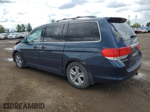 ✅ 2010 Honda Odyssey • VIN: 5FNRL3H81AB507082 • Лот: 62931535. Опубликован ранее на Copart с пробегом 328 109 миль. Бесплатный доступ к архиву аукционных продаж из США и подробный отчёт об истории автомобиля на DreamBid. Изображение 2.