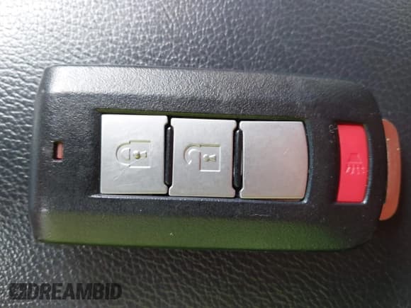 ✅ 2018 Mitsubishi Eclipse Cross SE • VIN: JA4AT5AA6JZ070237 • Lot: 41922238. Listed on IAAI with 82,571 mi. Free auction sales archive from the USA and detailed vehicle history report at DreamBid. Image 11.