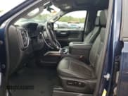 ✅ 2021 Chevrolet Silverado 1500 LT Trail Boss • VIN: 1GCPYFEDXMZ310325 • Lot: 70580424. Wystawiony na Copart z przebiegiem 47 352 mil. Bezpłatny archiwum sprzedaży aukcyjnych z USA i szczegółowy raport historii pojazdu na DreamBid. Zdjęcie 7.