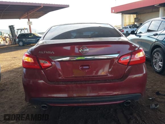 ✅ 2016 Nissan Altima S • VIN: 1N4AL3AP2GN357031 • Lot: 43808479. Listed on IAAI with 136,852 mi. Free auction sales archive from the USA and detailed vehicle history report at DreamBid. Image 17.