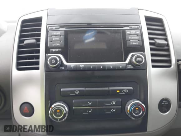 ✅ 2018 Nissan Frontier Desert Runner • VIN: 1N6DD0ER1JN760873 • Lot: 43773004. Listed on IAAI with 56,548 mi. Free auction sales archive from the USA and detailed vehicle history report at DreamBid. Image 17.