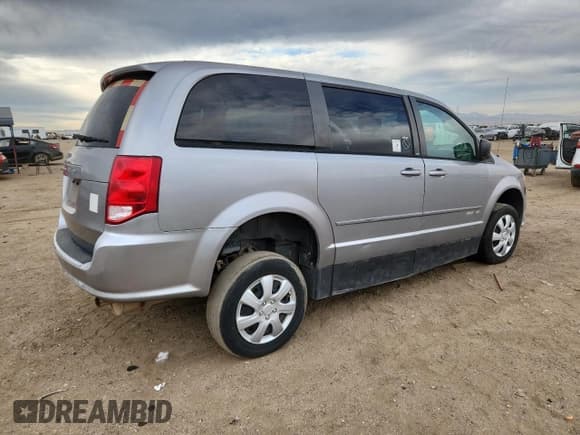 ✅ 2014 Dodge Grand Caravan SE 30th Anniversary • VIN: 2C4RDGBG7ER285615 • Лот: 92254175. Опубликован ранее на Copart с пробегом 301 025 миль. Бесплатный доступ к архиву аукционных продаж из США и подробный отчёт об истории автомобиля на DreamBid. Изображение 3.