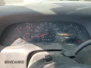 ✅ 2000 Ford F-250 XL • VIN: 1FTNX21LXYEC76111 • Lot: 65824345. Wystawiony na Copart z przebiegiem 355 648 mil. Bezpłatny archiwum sprzedaży aukcyjnych z USA i szczegółowy raport historii pojazdu na DreamBid. Zdjęcie 9.