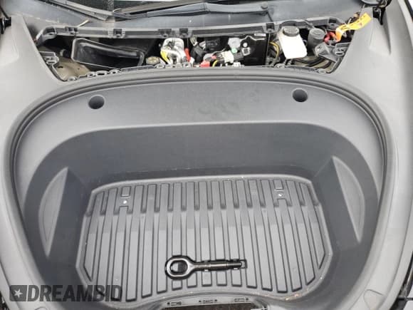 ✅ 2022 Tesla Model 3 • VIN: 5YJ3E1EA8NF342665 • Lot: 91630325. Wystawiony na Copart z przebiegiem 38 777 mil. Bezpłatny archiwum sprzedaży aukcyjnych z USA i szczegółowy raport historii pojazdu na DreamBid. Zdjęcie 11.