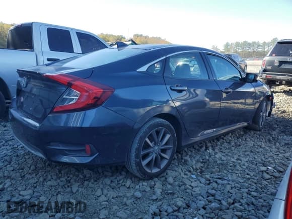 ✅ 2019 Honda Civic EX • VIN: 19XFC1F38KE206265 • Lot: 85904735. Listed on Copart with 108,119 mi. Free auction sales archive from the USA and detailed vehicle history report at DreamBid. Image 3.