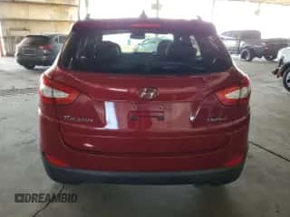 2015 Hyundai Tucson SE z VIN KM8JU3AG3FU117302, wystawiony jako Copart lot #74032084 z przebiegiem 126 172 mil mil oraz Czysty tytuł • Clean title. Historia ofert i sprzedaży dostępna na DreamBid. Obrazek 6.