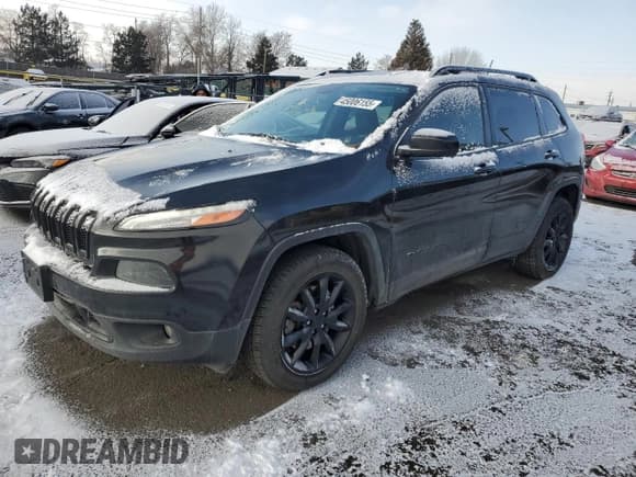 ✅ 2014 Jeep Cherokee Altitude • VIN: 1C4PJMCS4EW296144 • Lot: 45006155. Listed on Copart with 106,411 mi. Free auction sales archive from the USA and detailed vehicle history report at DreamBid. Image 1.