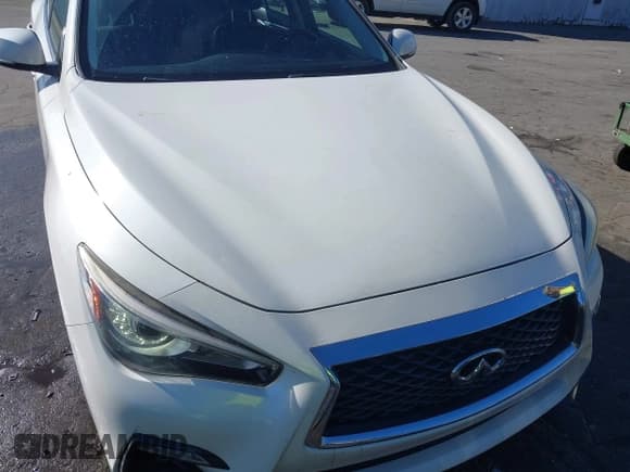 ✅ 2018 Infiniti Q50 Luxe • VIN: JN1EV7AP6JM357840 • Lot: 43522065. Listed on IAAI with 86,219 mi. Free auction sales archive from the USA and detailed vehicle history report at DreamBid. Image 6.