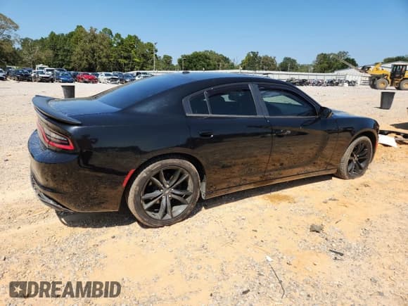 ✅ 2018 Dodge Charger SXT • VIN: 2C3CDXBGXJH206979 • Lot: 71738425. Wystawiony na Copart z przebiegiem 81 803 mil. Bezpłatny archiwum sprzedaży aukcyjnych z USA i szczegółowy raport historii pojazdu na DreamBid. Zdjęcie 3.