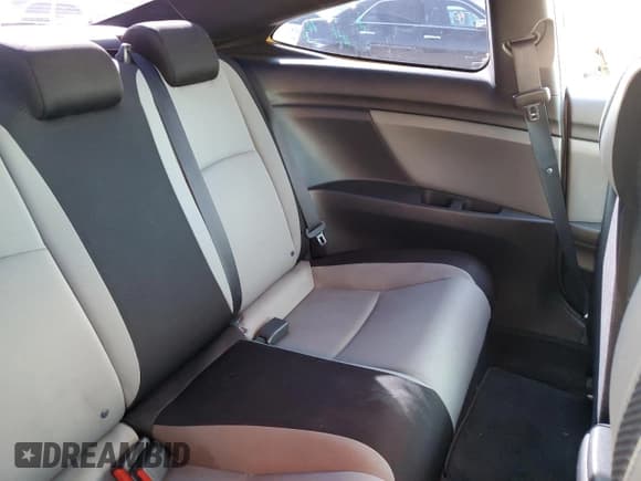 ✅ 2018 Honda Civic LX • VIN: 2HGFC4B51JH306320 • Lot: 86825845. Wystawiony na Copart z przebiegiem 83 345 mil. Bezpłatny archiwum sprzedaży aukcyjnych z USA i szczegółowy raport historii pojazdu na DreamBid. Zdjęcie 10.