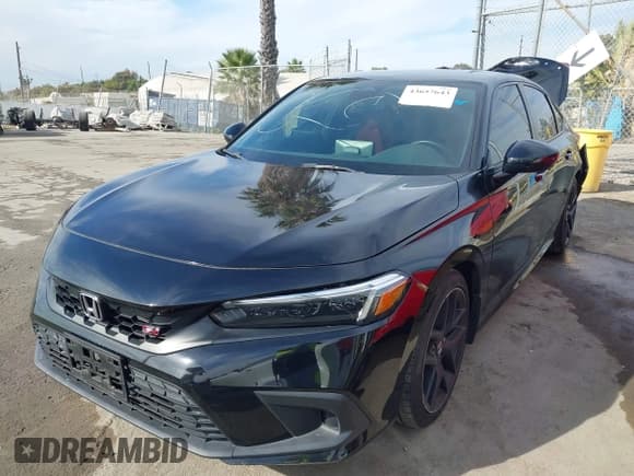 ✅ 2023 Honda Civic Si • VIN: 2HGFE1E52PH475789 • Lot: 43657643. Wystawiony na IAAI z przebiegiem 30 736 mil. Bezpłatny archiwum sprzedaży aukcyjnych z USA i szczegółowy raport historii pojazdu na DreamBid. Zdjęcie 2.