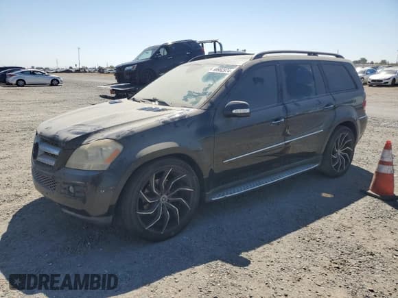 ✅ 2007 Mercedes-Benz GL 450 • VIN: 4JGBF71E37A178074 • Lot: 68952974. Wystawiony na Copart z przebiegiem 209 005 mil. Bezpłatny archiwum sprzedaży aukcyjnych z USA i szczegółowy raport historii pojazdu na DreamBid. Zdjęcie 1.