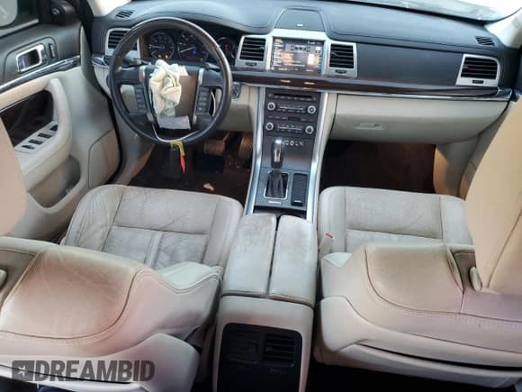 ✅ 2011 Lincoln MKS • VIN: 1LNHL9DR3BG611377 • Lot: 86078805. Listed on Copart with 171,986 mi. Free auction sales archive from the USA and detailed vehicle history report at DreamBid. Image 8.