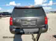 2015 Chevrolet Tahoe LT z VIN 1GNSCBKC9FR633675, wystawiony jako Copart lot #81702415 z przebiegiem 153 617 mil mil oraz Szkoda całkowita • Salvage title. Historia ofert i sprzedaży dostępna na DreamBid. Obrazek 6.