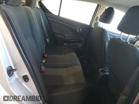 ✅ 2015 Nissan Versa S • VIN: 3N1CN7AP1FL825871 • Лот: 86663475. Опубликован ранее на Copart с пробегом 94 149 миль. Бесплатный доступ к архиву аукционных продаж из США и подробный отчёт об истории автомобиля на DreamBid. Изображение 10.