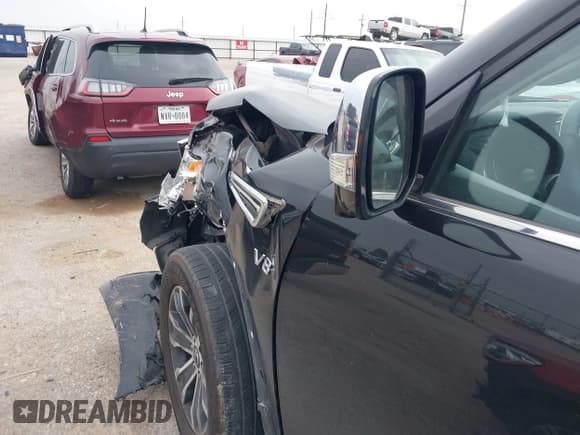 ✅ 2020 Nissan Armada SL • VIN: JN8AY2NC2LX519790 • Lot: 42076451. Wystawiony na IAAI z przebiegiem 119 567 mil. Bezpłatny archiwum sprzedaży aukcyjnych z USA i szczegółowy raport historii pojazdu na DreamBid. Zdjęcie 6.