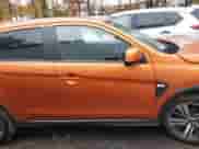 2024 Mitsubishi Outlander S z VIN JA4ARUAU2RU009494, wystawiony jako IAAI lot #43594729 z przebiegiem 37 503 mil mil oraz . Historia ofert i sprzedaży dostępna na DreamBid. Obrazek 13.