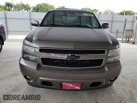 2014 Chevrolet Tahoe LT z VIN 1GNSCBE0XER154133, wystawiony jako Copart lot #91109625 z przebiegiem Nie podano mil oraz Czysty tytuł • Clean title. Historia ofert i sprzedaży dostępna na DreamBid. Obrazek 5.