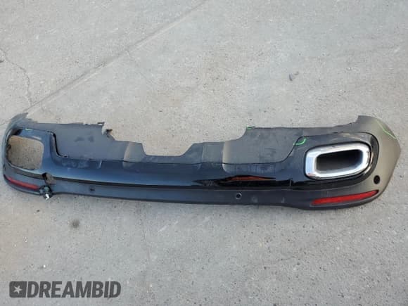 ✅ 2024 Mercedes-Benz GLS 450 • VIN: 4JGFF5KE3RB143021 • Lot: 66641995. Listed on Copart with 10,547 mi. Free auction sales archive from the USA and detailed vehicle history report at DreamBid. Image 12.