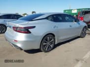 ✅ 2020 Nissan Maxima SV • VIN: 1N4AA6CV4LC370338 • Лот: 43663307. Опубликован ранее на IAAI с пробегом 111 179 миль. Бесплатный доступ к архиву аукционных продаж из США и подробный отчёт об истории автомобиля на DreamBid. Изображение 4.