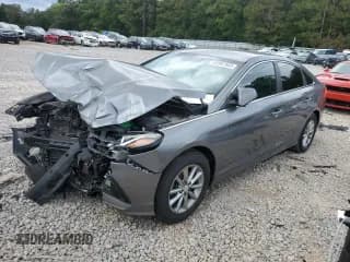 ✅ 2018 Hyundai Sonata SE • VIN: 5NPE24AF0JH622337 • Лот: 83997565. Опубликован ранее на Copart с пробегом Не указан. Бесплатный доступ к архиву аукционных продаж из США и подробный отчёт об истории автомобиля на DreamBid. Изображение 1.