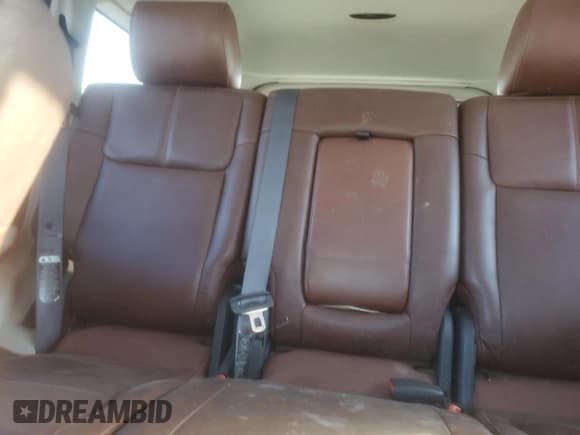 ✅ 2006 Jeep Commander Limited • VIN: 1J8HG58256C139414 • Lot: 85152765. Wystawiony na Copart z przebiegiem 198 384 mil. Bezpłatny archiwum sprzedaży aukcyjnych z USA i szczegółowy raport historii pojazdu na DreamBid. Zdjęcie 10.