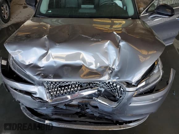 ✅ 2022 Lincoln Corsair Standard • VIN: 5LMCJ1C9XNUL35494 • Lot: 82745345. Wystawiony na Copart z przebiegiem 28 337 mil. Bezpłatny archiwum sprzedaży aukcyjnych z USA i szczegółowy raport historii pojazdu na DreamBid. Zdjęcie 11.