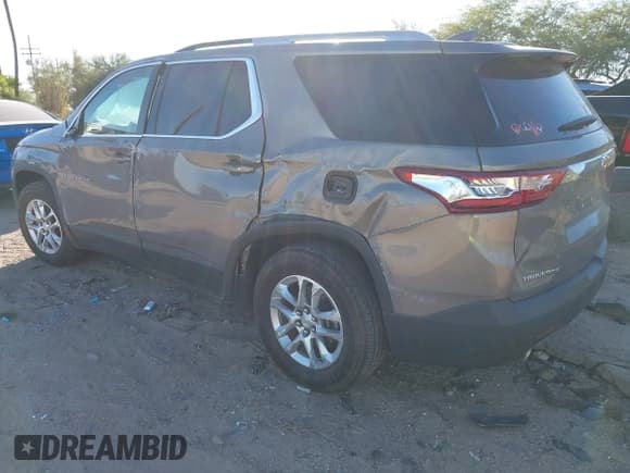 ✅ 2018 Chevrolet Traverse LT Cloth • VIN: 1GNERGKW7JJ137557 • Lot: 43587309. Wystawiony na IAAI z przebiegiem 94 684 mil. Bezpłatny archiwum sprzedaży aukcyjnych z USA i szczegółowy raport historii pojazdu na DreamBid. Zdjęcie 3.