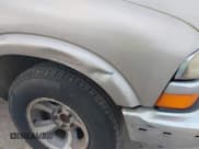 ✅ 1998 Chevrolet Blazer LS • VIN: 1GNCS13W9WK219573 • Lot: 42290584. Wystawiony na IAAI z przebiegiem 148 363 mil. Bezpłatny archiwum sprzedaży aukcyjnych z USA i szczegółowy raport historii pojazdu na DreamBid. Zdjęcie 12.