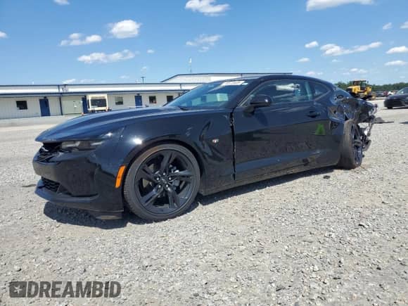 2023 Chevrolet Camaro 1LT z VIN 1G1FB1RS8P0160791, wystawiony jako Copart lot #70573935 z przebiegiem Nie podano mil oraz Szkoda całkowita • Salvage title. Historia ofert i sprzedaży dostępna na DreamBid. Obrazek 1.