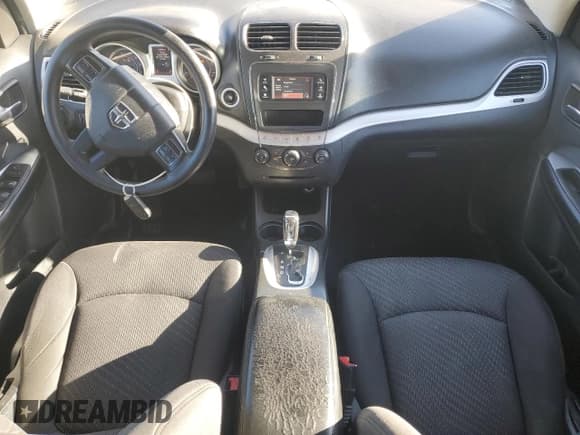 ✅ 2015 Dodge Journey American Value • VIN: 3C4PDCAB8FT719318 • Lot: 90550435. Wystawiony na Copart z przebiegiem 114 518 mil. Bezpłatny archiwum sprzedaży aukcyjnych z USA i szczegółowy raport historii pojazdu na DreamBid. Zdjęcie 8.