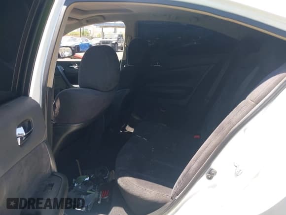 ✅ 2013 Nissan Maxima SV • VIN: 1N4AA5AP1DC835884 • Lot: 42715173. Listed on IAAI with Not provided. Free auction sales archive from the USA and detailed vehicle history report at DreamBid. Image 8.