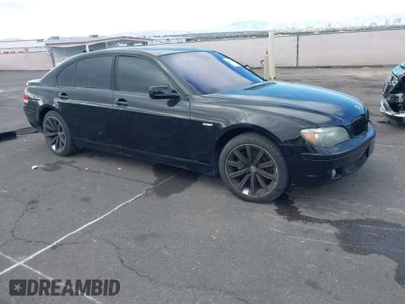 ✅ 2007 BMW 7 Series 750Li • VIN: WBAHN83557DT71679 • Lot: 43853364. Listed on IAAI with 101,344 mi. Free auction sales archive from the USA and detailed vehicle history report at DreamBid. Image 1.
