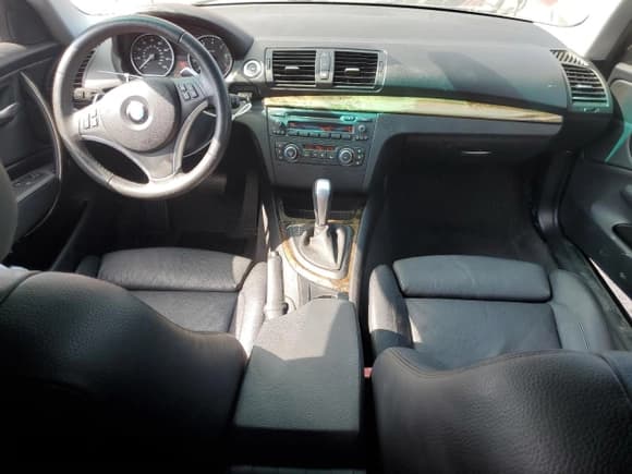 ✅ 2012 BMW 1 Series 128i • VIN: WBAUP7C59CVP23007 • Лот: 62761075. Опубликован ранее на Copart с пробегом 114 861 миль. Бесплатный доступ к архиву аукционных продаж из США и подробный отчёт об истории автомобиля на DreamBid. Изображение 8.