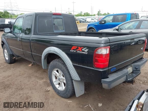 ✅ 2004 Ford Ranger XL Fleet • VIN: 1FTZR45E84PB52615 • Lot: 42361345. Listed on IAAI with 227,799 mi. Free auction sales archive from the USA and detailed vehicle history report at DreamBid. Image 3.