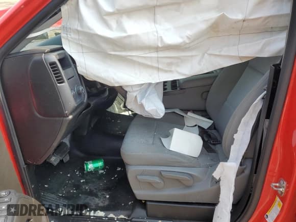 ✅ 2018 Chevrolet Silverado 1500 LS • VIN: 1GCRCNEH1JZ242142 • Лот: 60117985. Опубликован ранее на Copart с пробегом Не указан. Бесплатный доступ к архиву аукционных продаж из США и подробный отчёт об истории автомобиля на DreamBid. Изображение 7.