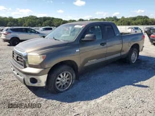 ✅ 2007 Toyota Tundra SR5 • VIN: 5TFRT541X7X015721 • Lot: 71171415. Listed on Copart with 313,704 mi. Free auction sales archive from the USA and detailed vehicle history report at DreamBid. Image 1.